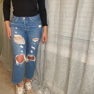 Distressed Levi’s 501 Jeans 👖